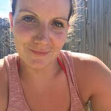 Janel Rohn's Instagram, Twitter & Facebook