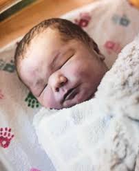 Can someone please make this photo pop! My Baby turned 7mths today.