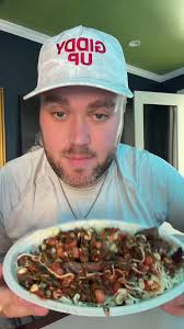 If you’re a garlic lover, this Red Chimichurri at Chipotle is going to make  you very happy! #chipotle #chipotlesponsorme #fyp #dallas