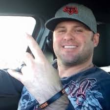 Michael Huckabay (@ChlsHuck08)