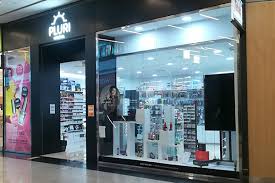 We have reviews of the best places to see in loures. Loureshopping Loja Pluricosmetica