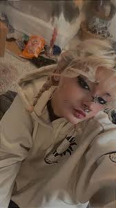 Looking for some help with Storm cleanup. Needing a groundman that has  experience cutting trees and flagging traffic. Work will be in henderson  County. Looking to start someone ASAP. 1099. Can provide