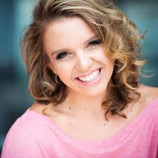 DAY IN THE LIFE X NAOMI LEADER