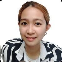 Geraldine Rosas's Instagram, Twitter & Facebook