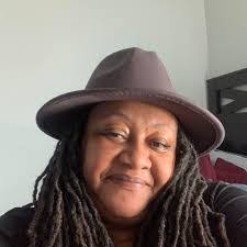 Chris Bat's Instagram, Twitter & Facebook