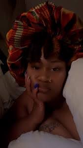 Dawn Bode's Instagram, Twitter & Facebook