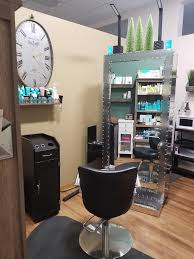 Light salon is an aveda salon located in avon, oh. Curlyloxx Hair Studio In Avon Oh Vagaro