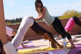 Formation de professeur yogaworks 200h. Formation Yoga Therapie Devenir Professeur De Yoga Therapeutique