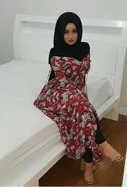 Mädchen finden sich oft in lächerlichen situationen wieder, kommen aber mit ehre aus ihnen heraus. Pin Von Zain Auf Fashion Islamische Mode Kleidung Mode Fur Frauen