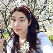 Debbie Molina's Instagram, Twitter & Facebook