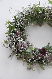 Make Your Own Midsummer Floral Head Wreath Are You Going To A Midsummer Party This Weekend And Need A Floral Head Wreath It S Brollopsblommor Blommor Kransar