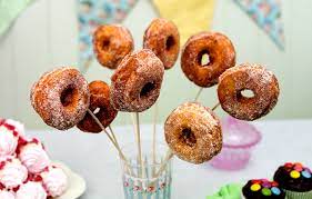 Cinnamon Ring Doughnuts Baking Recipes Goodtoknow