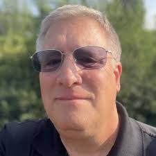 Jeff Winget's Instagram, Twitter & Facebook