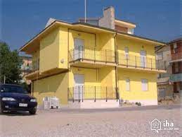 Affittiamo per settembre appartamento con terrazzo abitabile. Appartamento In Affitto A Porto Recanati Iha 48846