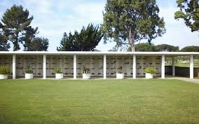 Ivy Lawn Ventura Ca Columbarium Outdoor Decor Lawn