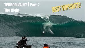 Beatrice Conroy tackles MASSIVE Bells Beach with style and grace. Shot by  Ted Clark