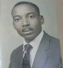 In 1994 i remember the year i was hands Man ( Mundu wa moko) during the  construction of M-MANGA CORNER hotel the iconic building in limuru and  GITUNGO BUILDING. From nyambari I