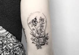 Absolutely In Love With This Bumble Bee Flower Tattoo Beautytatoos Flower Wrist Tattoos Bee Tattoo Bee And Flower Tattoo