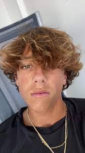 Matthew Mommer's Instagram, Twitter & Facebook