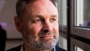 Efter voldsom ulykke: Nu skal Claus Elming opereres