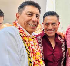 Me dio mucho gusto saludar al Gobernador Salomón Jara en su gira por el  Istmo de Tehuantepec.