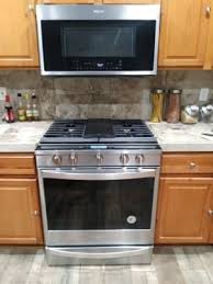 Maybe you would like to learn more about one of these? Whirlpool 5 8 Cu Ft Black Ss Slide In Gas Range Weg750h0hv