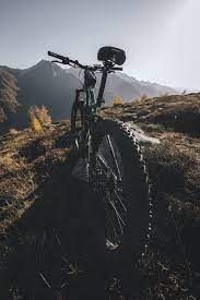 Downhill mtb wallpapers contain many cool mtb downhill attractions available for your cellphone. Mountain Bike Iphone Wallpapers Top Free Mountain Bike Iphone Backgrounds Wallpaperaccess