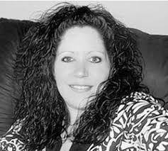 Candace Bates's Instagram, Twitter & Facebook