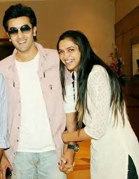 Ranbir Kapoor And Deepika Padukone Bollywood Celebrities Bollywood Girls Deepika Padukone