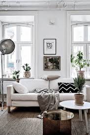Some side that you have to check is the … 15 Dreamy Minimal Interiors From Luxe With Love European Home Decor Living Room Designs Living Decor