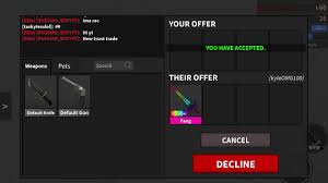 Some weeb at vavizar twitter. C Fang Trusting Big Trust On Me Chroma Fang Roblox Mm2 Youtube