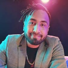 Frank Dota's Instagram, Twitter & Facebook