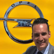 Tomás Crespo (@Tomascrespoofi)