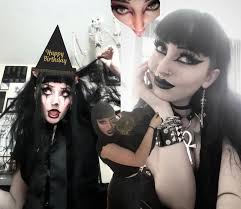 Happy birthday to my beautiful angel. You're the sweetest, kindest, most  beautiful person I've ever known and every moment with you feels like a  dream, and sometimes I really wonder if it