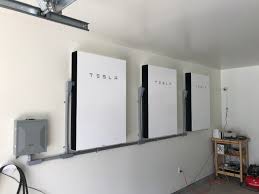 Tesla's planning to upgrade powerwall with powerwall 3 with an upgraded 9.6 kw peak output (from 7 kw) and the same 13.5 kwh battery capacity. Should You Install A Tesla Powerwall On Maui