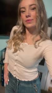 Alicia Mayfield's Instagram, Twitter & Facebook