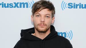 Louis had originally dabbled as an actor, appearing as an extra in waterloo road. Louis Tomlinson S Sister Found Dead At London Home Entertainment Tonight