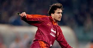 Giocando partite singole, infatti, lo scommettitore deve necessariamente prendere in considerazione il rendimento in casa e in trasferta delle singole squadre e del singolo giocatore. Uefa Addio Al Gol In Trasferta La Roma Scegliete I Rigoristi Per Lo Slavia Forzaroma Info Ultime Notizie As Roma Calcio Interviste Foto E Video Forzaroma Info