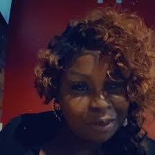 Cindy Deaton's Instagram, Twitter & Facebook