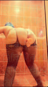 Exclusive Twitter video - intimate scene captured live