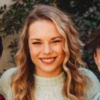 Anya Roberts's Instagram, Twitter & Facebook