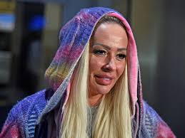 Dschungelcamp: Georgina mit bizarrer Bikini-Show im Waschbecken