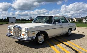 No Reserve 1969 Mercedes Benz 280s 4 Speed Mercedes Benz Mercedes Mercedes Benz Classic