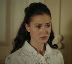 Feride Calikusu Fahriye Evcen 2020 Kadin Fotografcilik Aktor