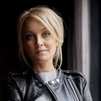 3400+ "Abrahamsson &" profiles