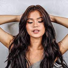 Watch as inigo pascual and maris racal make their fans go wild with this popular duet! Musik Von Maris Racal Alben Lieder Songtexte Auf Deezer Horen