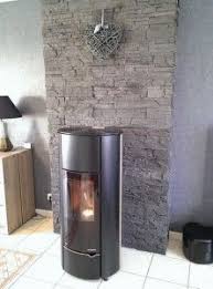 Decoration 5 Idees Pour Mettre En Valeur Un Poele A Bois Poele A Bois Idee Deco Maison Deco Maison