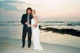 David coverdale and tawny kitaen. Who Is Cindy Coverdale Dating Cindy Coverdale Boyfriend Husband