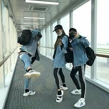 Pin Oleh Liyyagrr Di Fotbar Rp Di 2020 Gaya Ulzzang Foto Teman Gaya Grunge Halo semua, jadi pada video ini aku akan memberikan tutorial edit fotbar aesthetic ala anak rp hanya dengan aplikasi picsart. pinterest