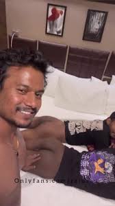 Romantic threesom - ThisVid.com em inglês